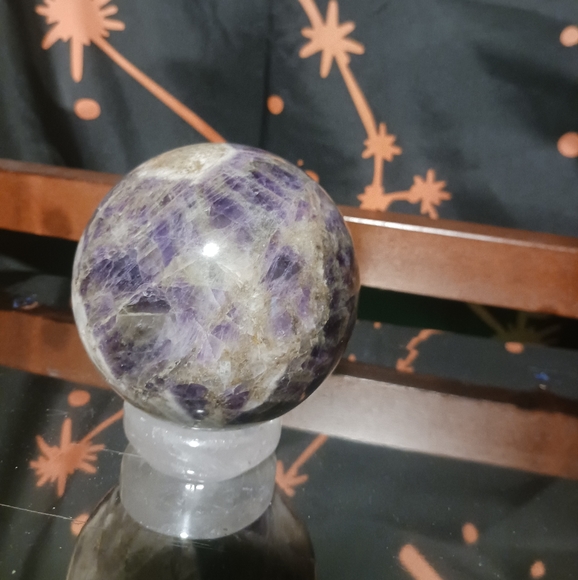Dream Amethyst Sphere - Picture 6 of 9